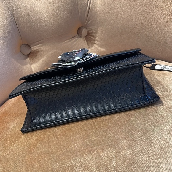 Beautiful NWT Browns shoulder and crossbody bag with Multi-Colored Fabric Flower - Picture 7 of 17